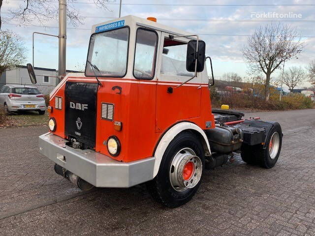 терминал камион влекач DAF T1800 TERMINAL TREKKER / OLDTIMER / BLADGEVEERD